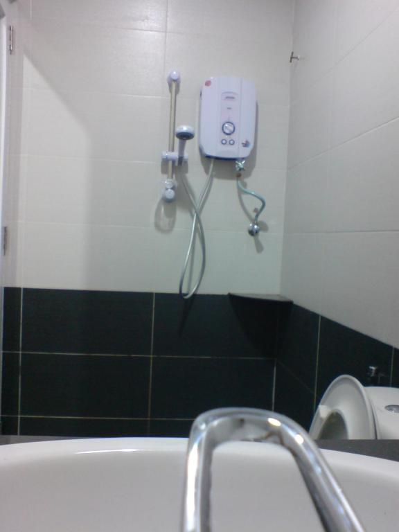 Hotel Alam Indi Johor Bahru Værelse billede