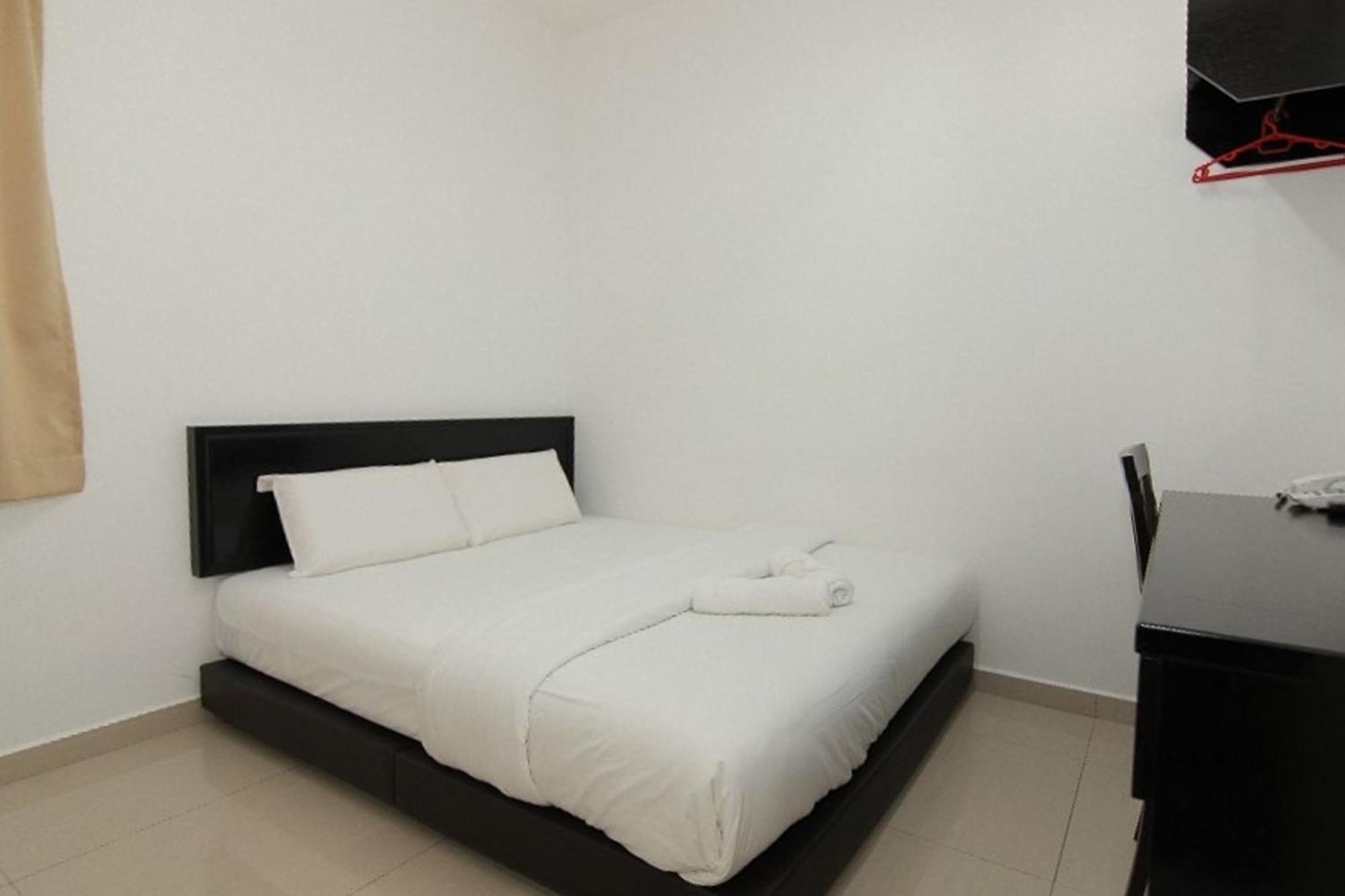 Hotel Alam Indi Johor Bahru Eksteriør billede