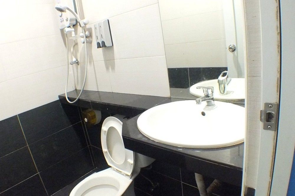 Hotel Alam Indi Johor Bahru Eksteriør billede